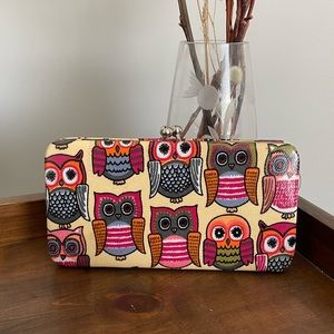Novelty print owl wallet NWT